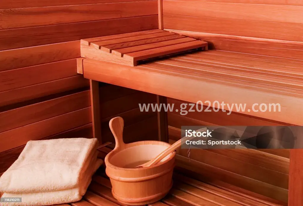 桑拿房里的蒸汽